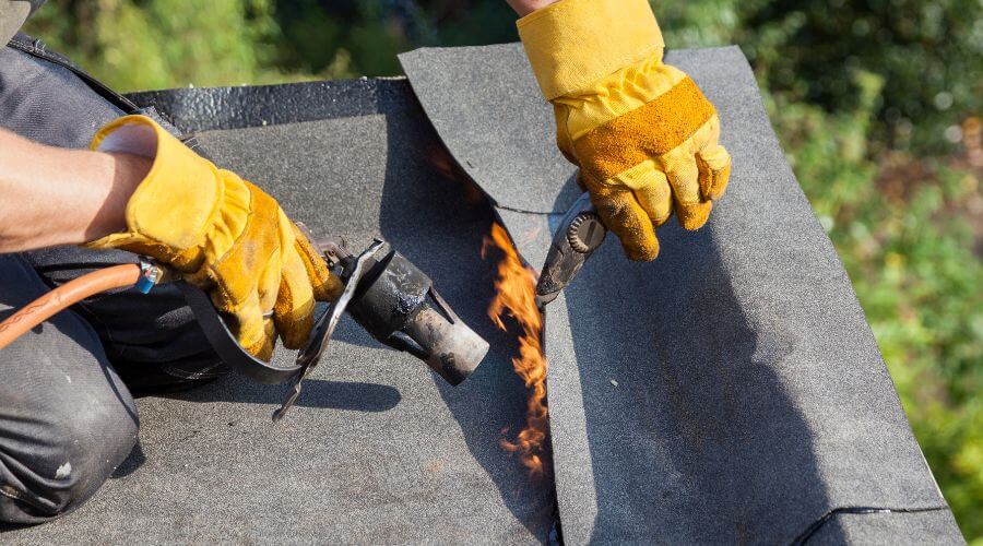 Professional residential roofers in Rio Medina, TX